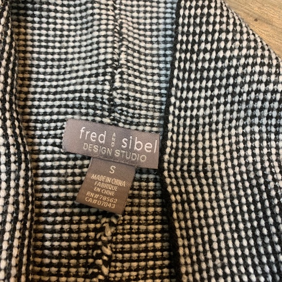 NWOT Fred & Sibel Design Studio Cardigan, Small - Picture 2 of 4